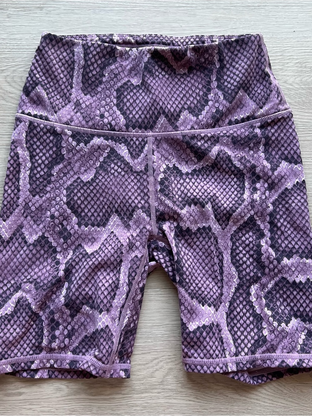 High-Waist Purple Snake Print Women’s Bike Shorts